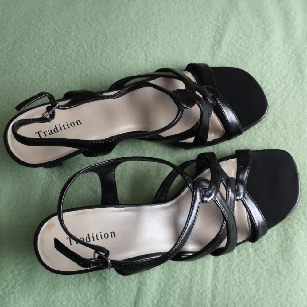 Y2K dress shoes